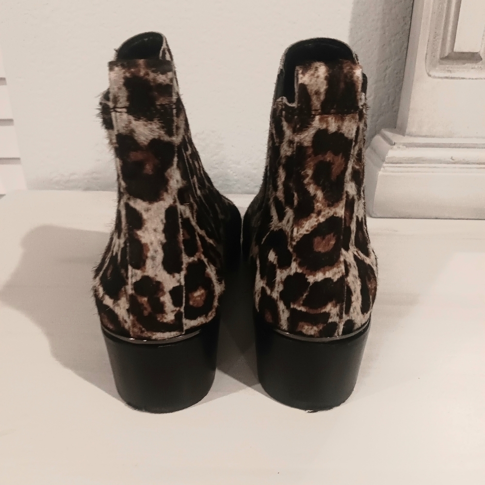 Treasure and Bond Leopard Print Cowhide Ankle Boot 7.5 - Picture 4 of 6
